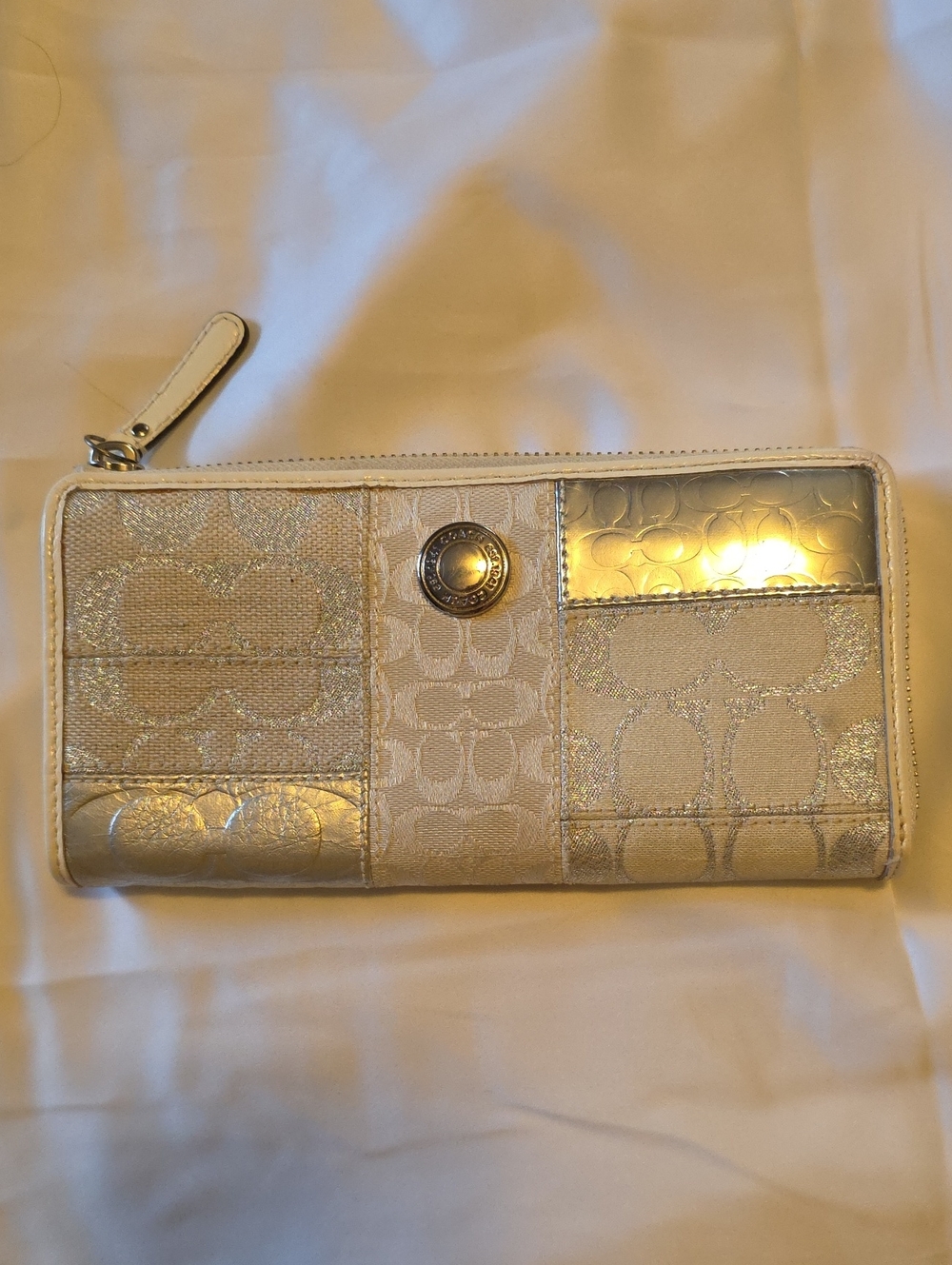 COACH Patchwork Signature Zip Wallet in Metallic Platinum